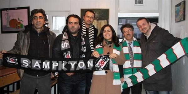 �ar��'dan Vanl� ��rencilere e�itim yard�m�