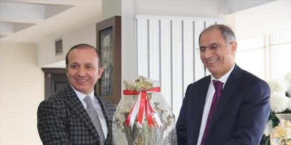 ileri Bakan Ala, Erzurum Bykehir Belediyesini ziyaret etti