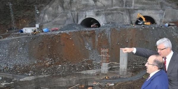 Trabzon'da tünel inşaatları hızlandı
