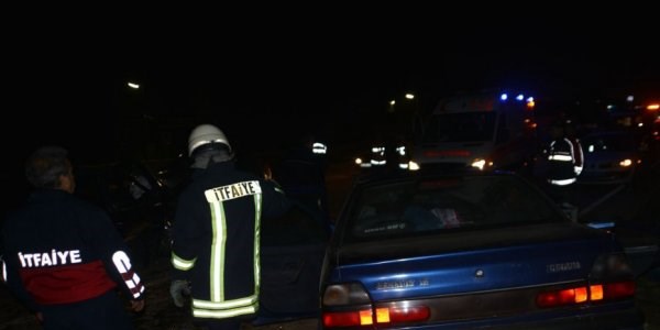 Bursa'da trafik kazas: 1 l, 10 yaral