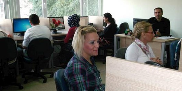 Uzaktan eğitim kursları işsizlerin umudu oldu