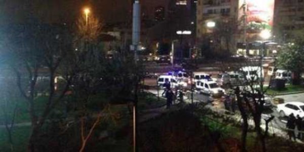 �i�li Belediyesi'ne Kala�nikoflu sald�r�