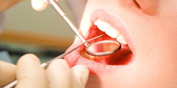 Hamilelikte hormonlar diş etlerini etkiliyor