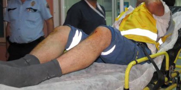 Ambulans şoförününü hastanelik ettiler