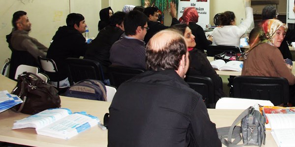 Engelli memur yerle�tirme ba�vurular� ba�l�yor