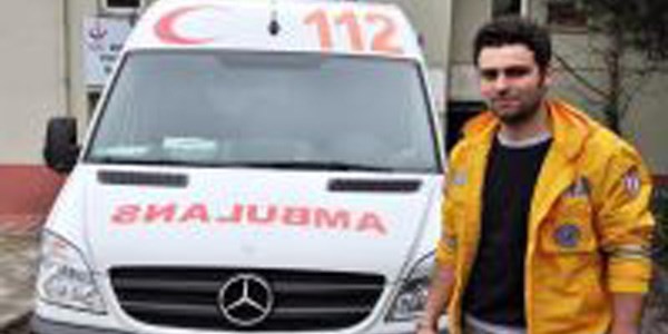 Ambulans şoförü tıp fakültesi öğrencisi