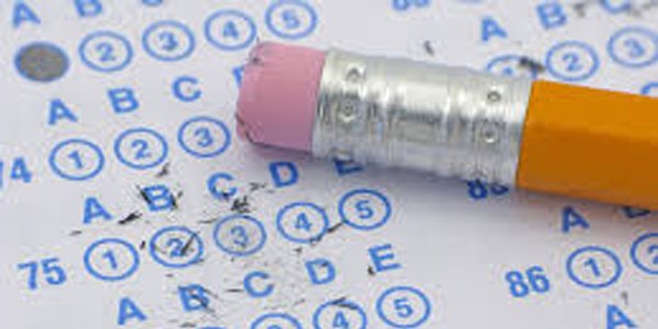 �oktan se�meli testler, ��rencileri robatla�t�r�yor