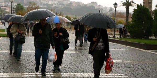 Meteoroloji çalışanları 24 saat görev başında