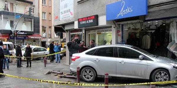 Fren yerine gaza basınca...