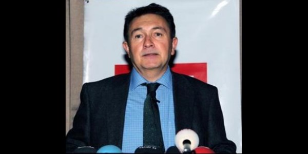 Rektörün kredi kartını kopyalayıp 5 bin dolarlık alışveriş yapmışlar