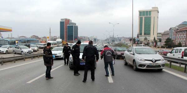 D-100 Karayolunda kovan n�beti