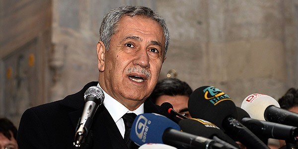 Arınç: Vakıfları yaşatmak görevimiz