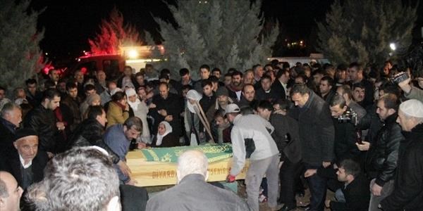 Baydemir'in ağabeyi toprağa verildi