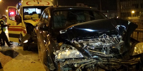 Uak'ta zincirleme trafik kazas: 7 yaral