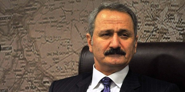 Zafer kardeşinizi kurban etmeye çalışıyorlar