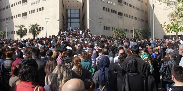 40 ki�ilik �cra Katibi kadrosuna bin 715 ki�i ba�vurdu