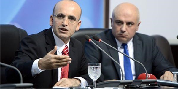 Şimşek: Faiz artırımı işe yarayacak/ Video