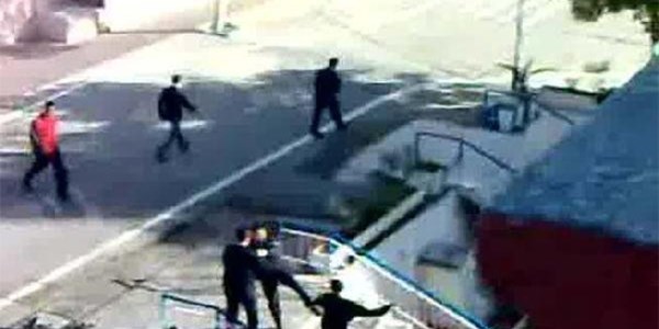 Polis adayı gençlere dayağa 10 ay hapis