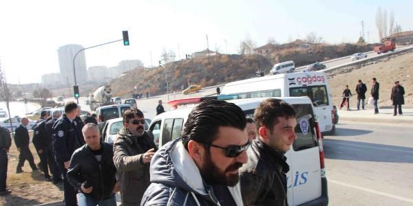 Polisin 'dur' ihtarına uymayan sürücü kovalamaca sonrası yakalandı