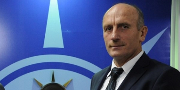Aday gösterilmeyen başkan Ak Parti'den istifa etti