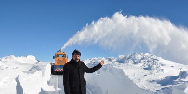 Muş'ta karla mücadele çalışması