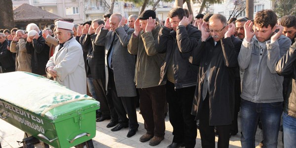 Manisa'da Yenigelen Ailesi'nin ac� g�n�