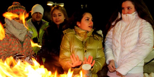 Palandöken'de buz gibi havada şölen gibi gece