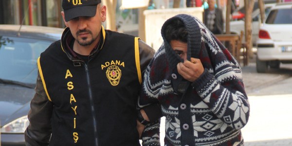 H�rs�zl�k yaparken aya��n� k�rd� 