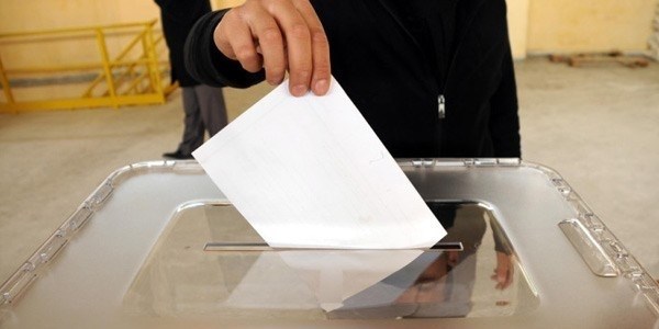 �stanbul ve Ankara'da AK Parti, �zmir'de CHP