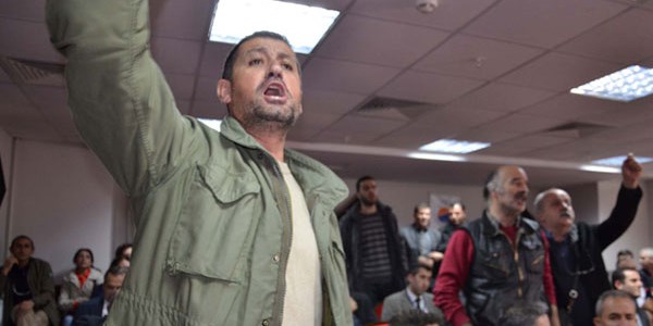 Bakan Yılmaz'a protesto/ Video