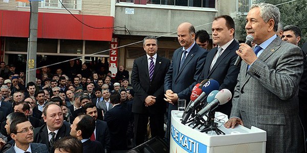 Arınç: Dedikodular iftiralar 30 Mart akşamı bitecek