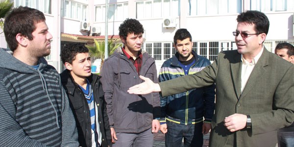 Tercüman eşliğinde ehliyet sınavı