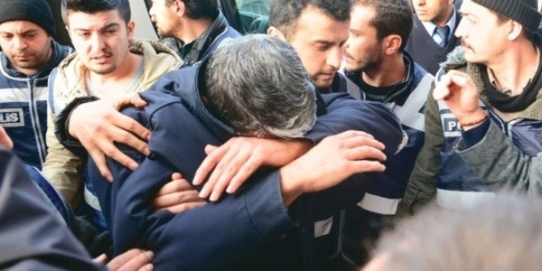 17 Aralık operasyonunda yurt dışı tedbirleri kalktı