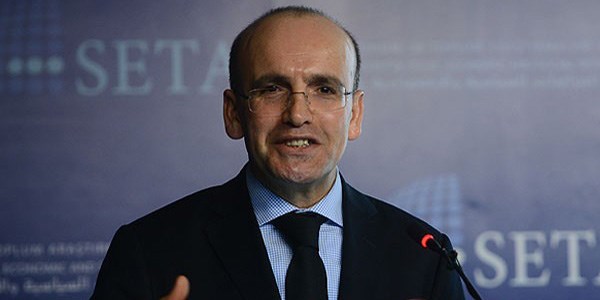 Şimşek: Akaryakıttaki vergi yükü azaldı