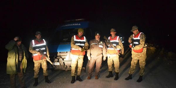 Iğdır'da kaçak avcılara gece denetimi