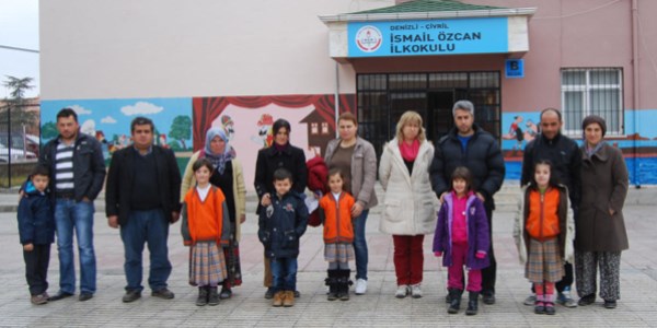 Öğretmen değişmeyince eylem yaptılar