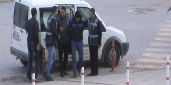 Gizlenmek için sevgilisinin saç rengini bile değiştirmiş