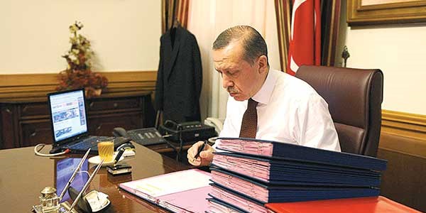 Erdo�an: Kimli�imize asla leke s�rmeyece�iz