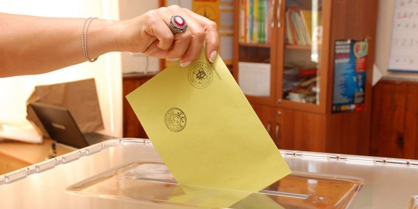 Optimar'�n anketine g�re; Bug�n se�im olsa?