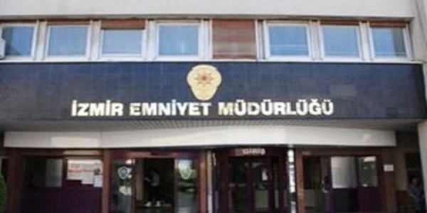 �zmir Emniyet M�d�r� g�revden al�nd�