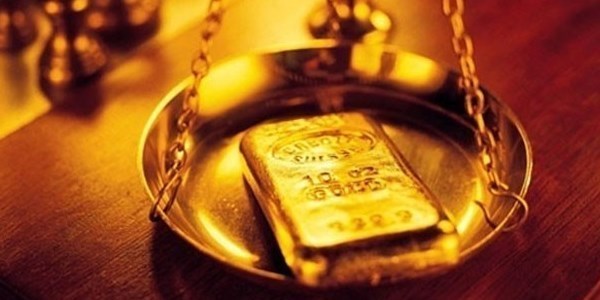 Alt�n�n ons fiyat� 3 ay�n zirvesinde