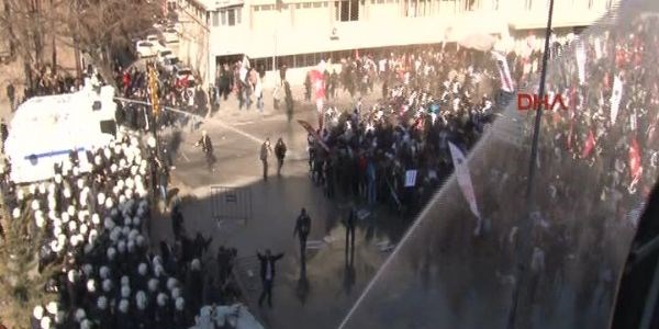Ankara'da polis müdahalesi/ Video