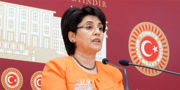Leyla Zana'nın 10 yıllık hapis cezası kaldırıldı