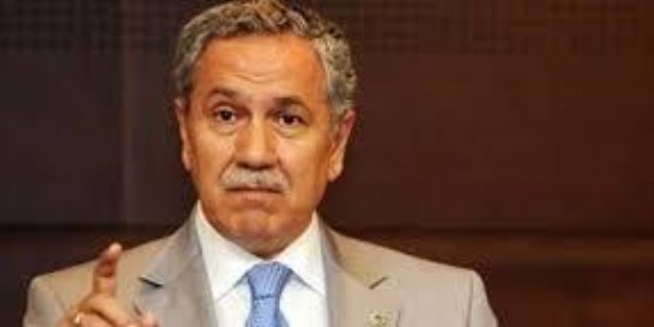 Arınç: Yolsuzluğa karşı hepimiz el ele vermeliyiz