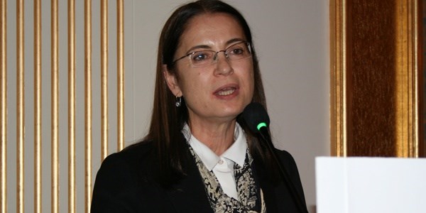 Bakan �slam: Hepsi ayn� anda hastaland�