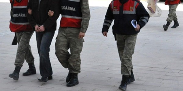 Cinsel istismarla suçlanan öğretmen tutuklandı