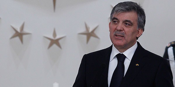 Gül: İnternet yasasını onayladım