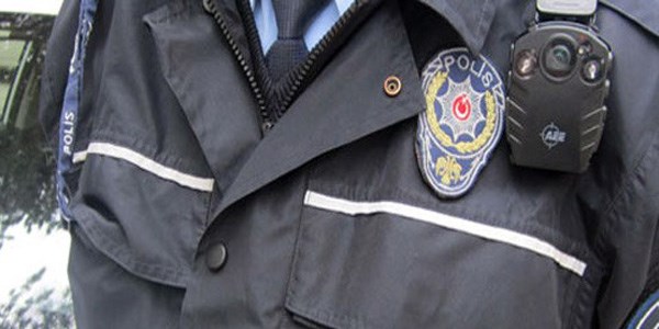 Polis telsizinde korsan yayın/Video