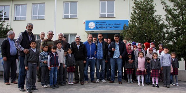 Velilerden öğretmen açığına tepki