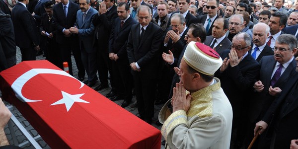Sivas Valisi Kemelek son yolculuğuna uğurlandı